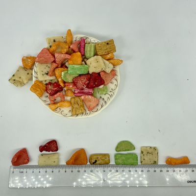 comprare Cracker di riso croccante cotto con amido di tapioca in forma multipla 7.5 kg imballaggio in blocco online manufacture