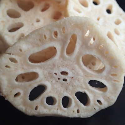 Buon prezzo Verdure disidratate frutta secca sana dello spuntino dei chip della radice di Lotus in linea