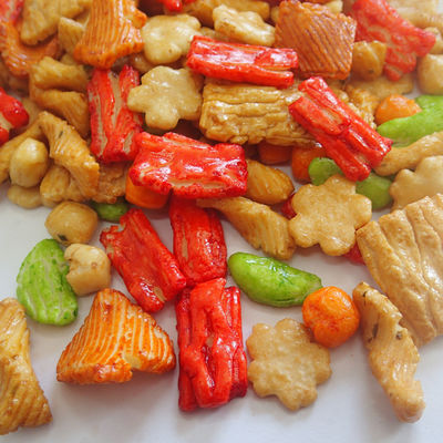 Buon prezzo cracker giapponesi Sugar Malto Dextrin basso del riso della salsa di soia 7.5kg in linea