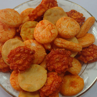 Buon prezzo Cracker coreano 5kg del riso del cereale all'ingrosso il preparato del cracker di Orientale croccante in linea