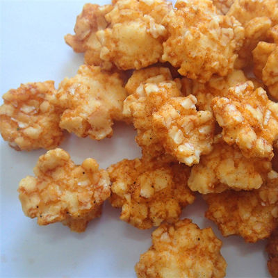 Buon prezzo Cruncy ha cotto il cracker del riso fa un spuntino l'amido piccante della tapioca di sapore del BARBECUE in linea