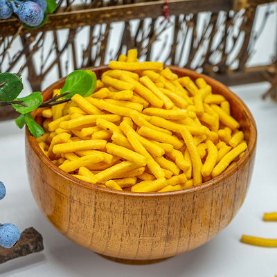 Buon prezzo Le strisce di sapore del gamberetto fanno un spuntino i cracker che del riso il grano cinese fa un spuntino i bastoni all'ingrosso del gamberetto in linea