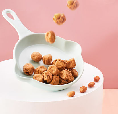 Buon prezzo La polvere Plum Shaped Salted Fried Peanuts Rarioli del BARBECUE ha ricoperto le arachidi in linea