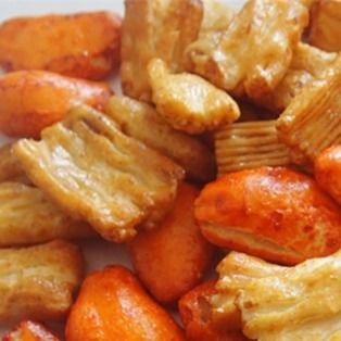 Buon prezzo Dolciura personalizzabile Senbei Rice Cracker Forme rotonde Opzioni su misura per il tuo sapore dolce in linea