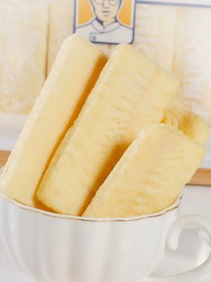 Buon prezzo Sensazione di uova al burro: biscotti di riso arrostiti al forno per gli amanti degli snack coreani in linea