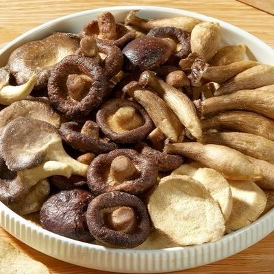 Buon prezzo Tessura croccante VF Antler Chips di funghi Senza riempitivi Nessuna farina in linea