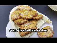 Curry croccante Chili Black Pepper Flavor Snack Fried Rice Cracker dell'alga dei cracker del riso